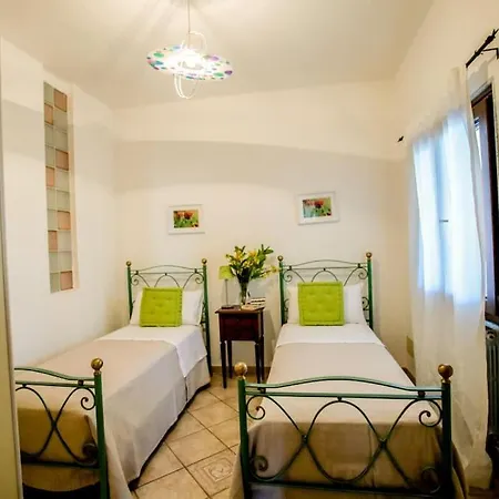 Rosa Villa Villanova di Ostuni