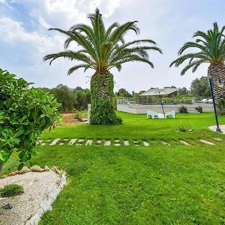Villa Rosa *