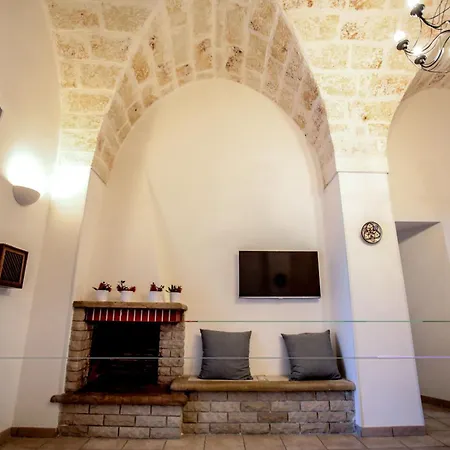 Rosa Villanova di Ostuni